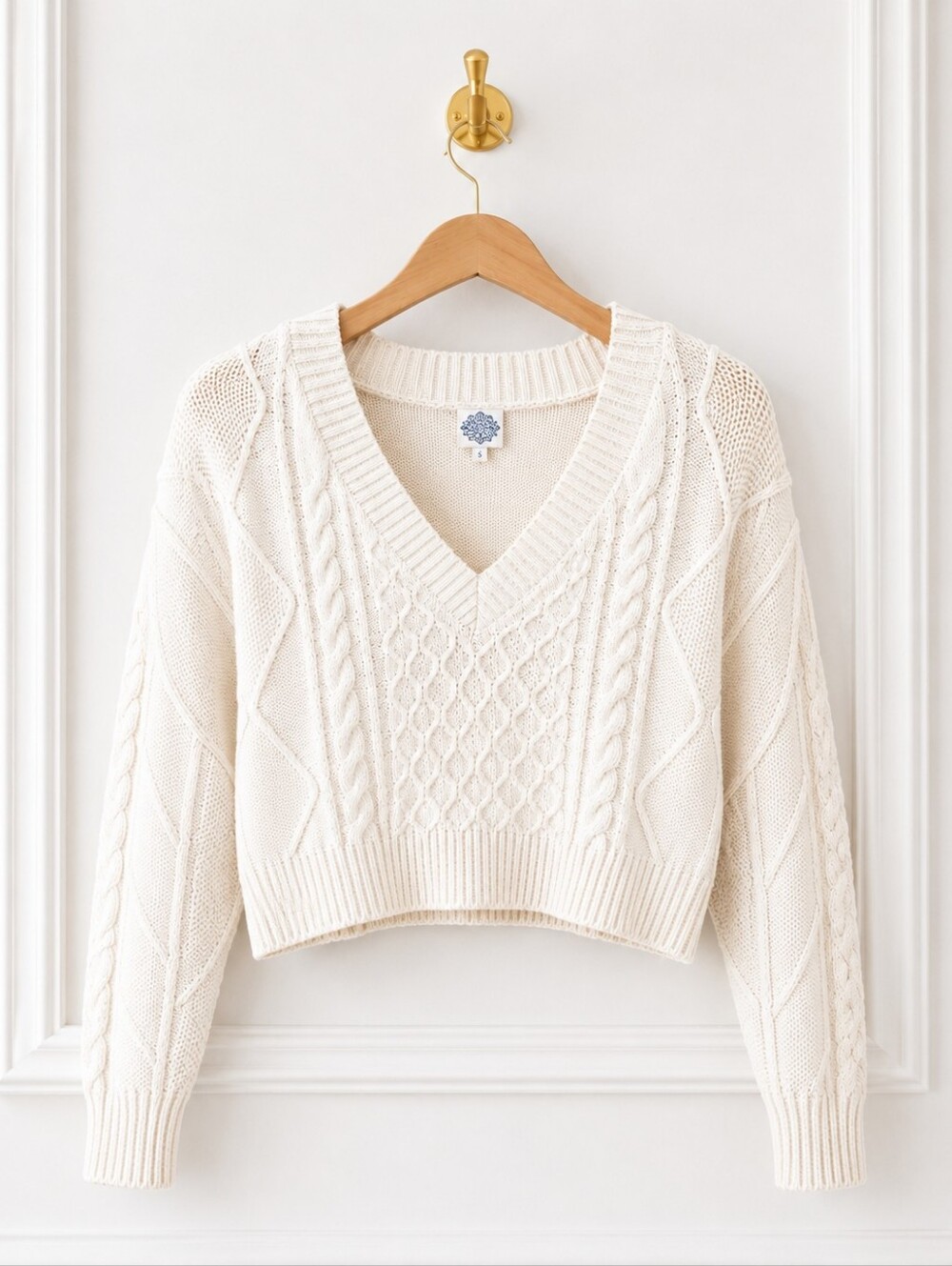 Blue Rain Ivory Cable Knit Cropped Sweater Size Large | V-Neck Cozy Knit - Picture 5 of 8